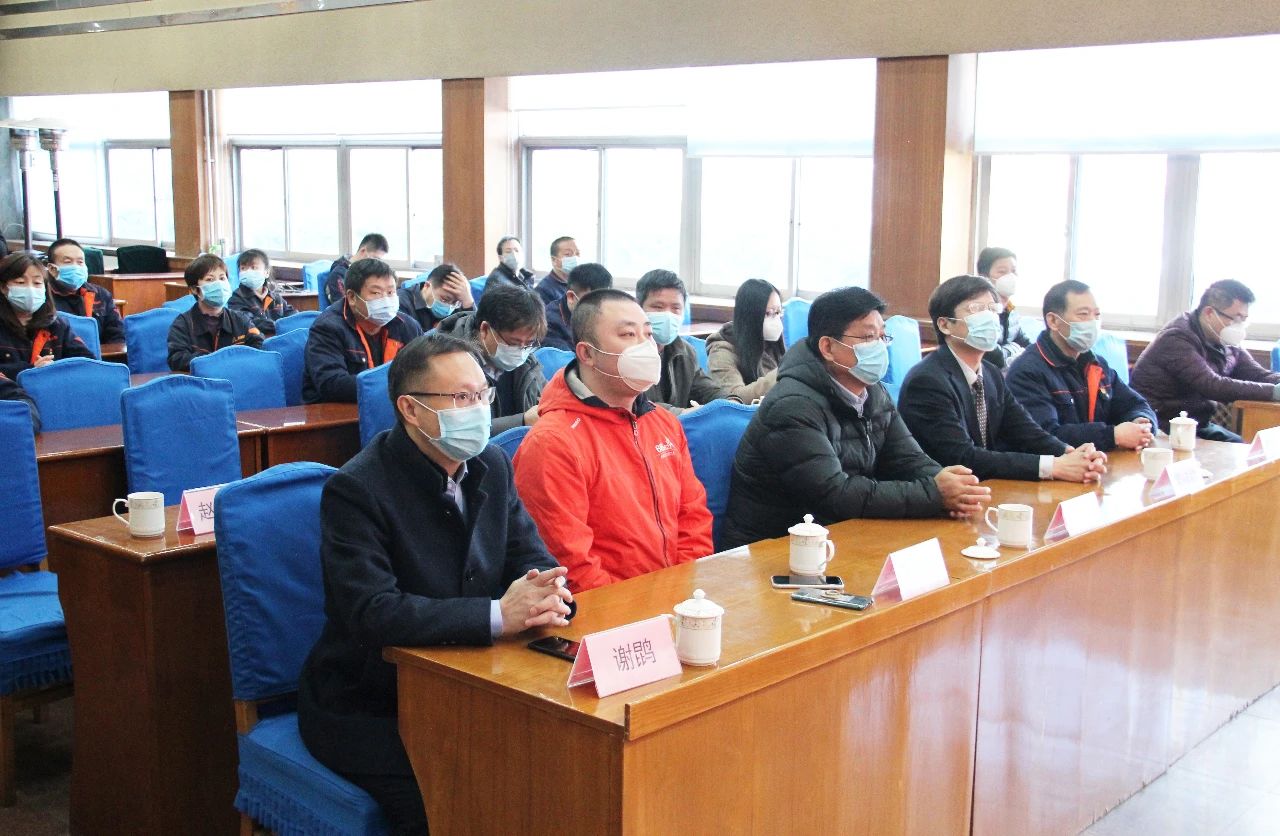集团与上海租呗社区举行战略合作签约仪式，携手为上海社区居民提供特别除菌服务！