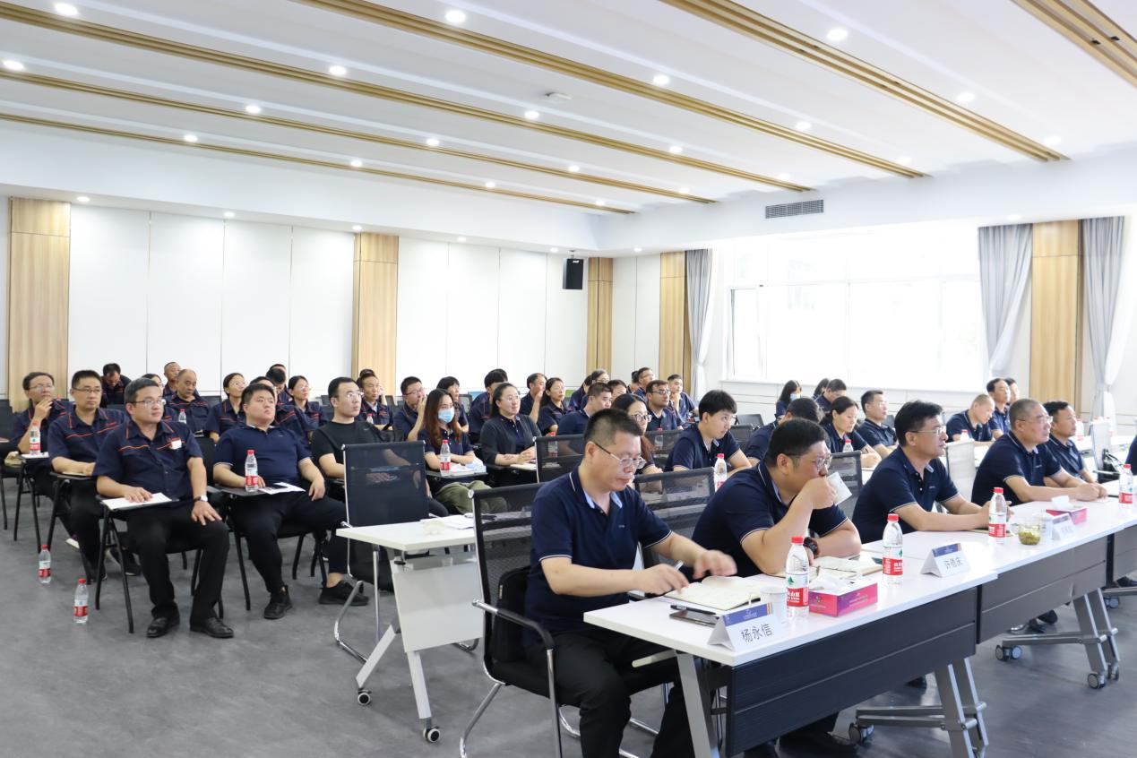 热烈祝贺小鸭控股集团外贸出口工作现场会在小鸭家电公司圆满举办！